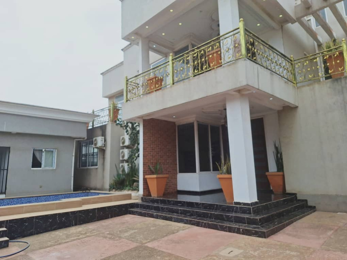 Offres de location Villa Pointe-Noire ()